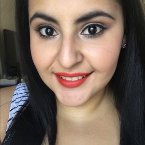 Meet your Posher, Jeanette